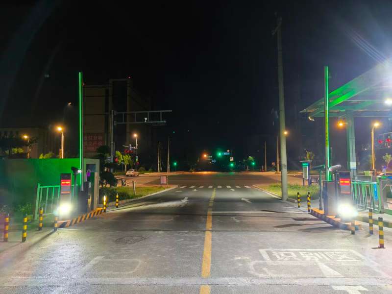 全国多城市停车场弱电工程安装，车牌识别道闸安装调试