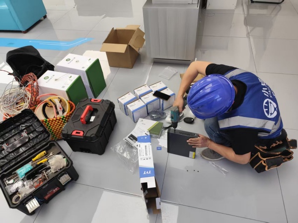 门禁系统施工布线全攻略：小安派工揭秘从电源到通讯的精细把控